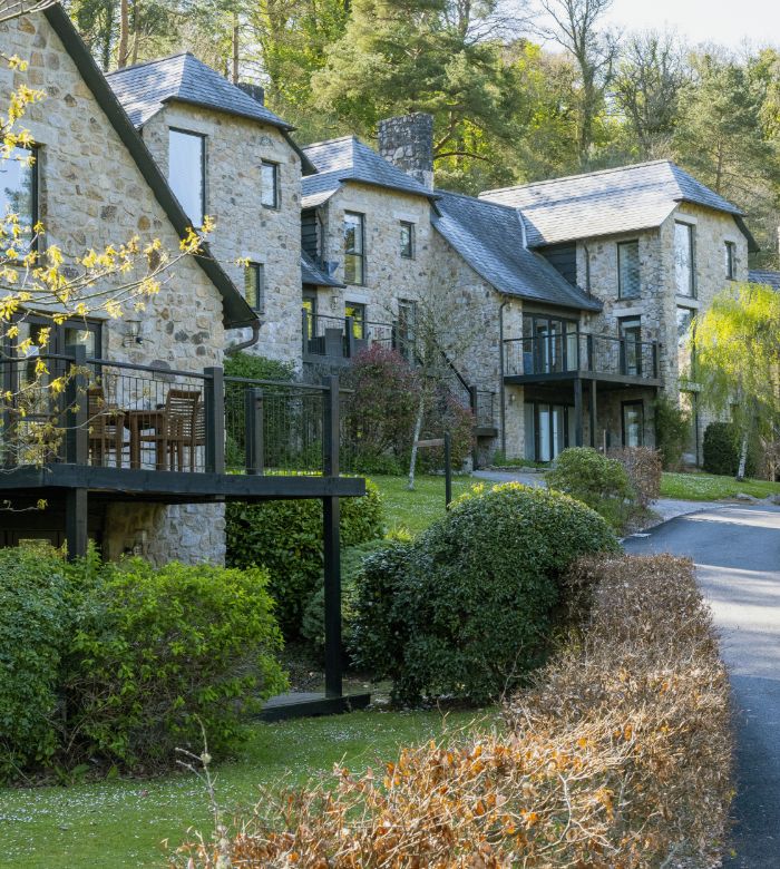 Pathway leading up to private lodges 